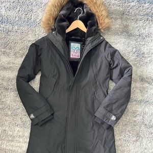 Aritzia TNA Parka size Small